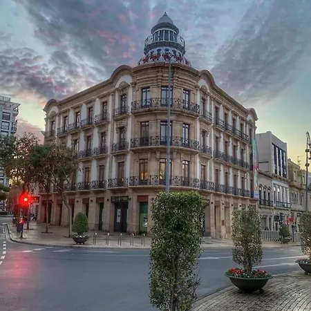 Magnifico Apto. Pleno Centro 阿尔梅里亚